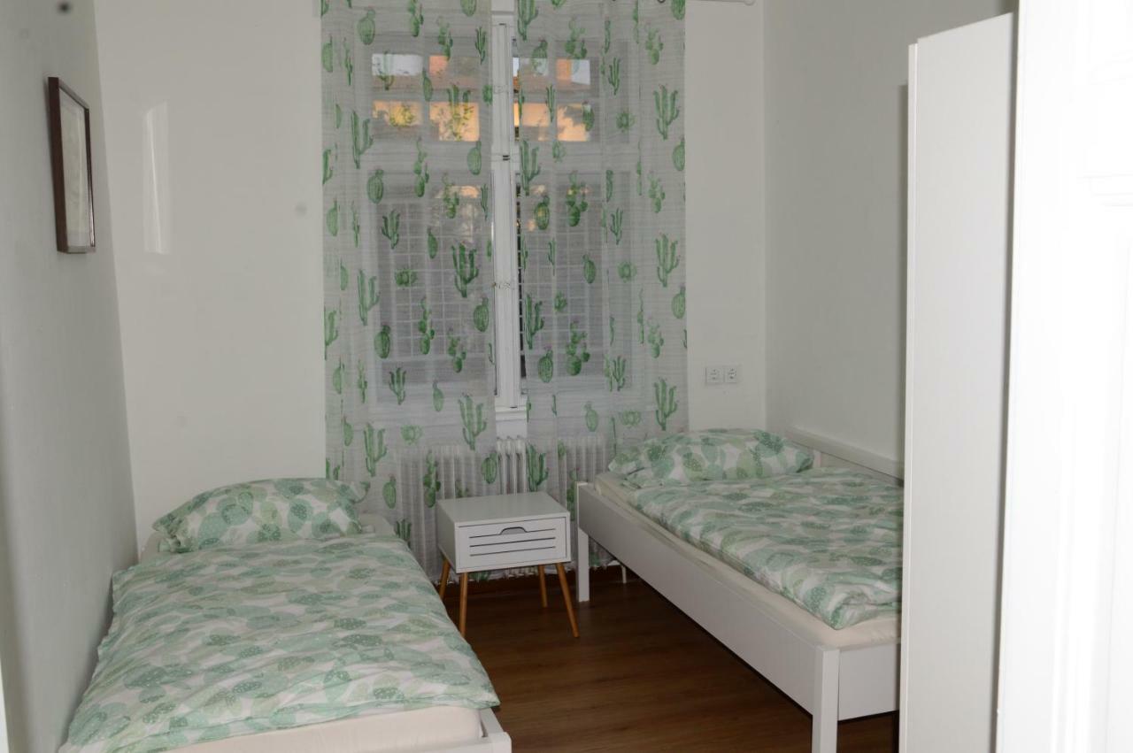 Flower Valley Apartment