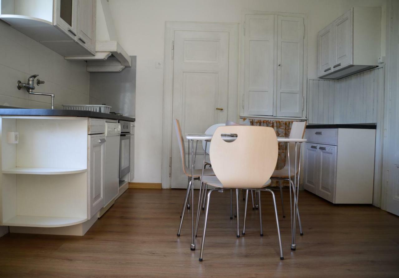 Flower Valley Apartment *