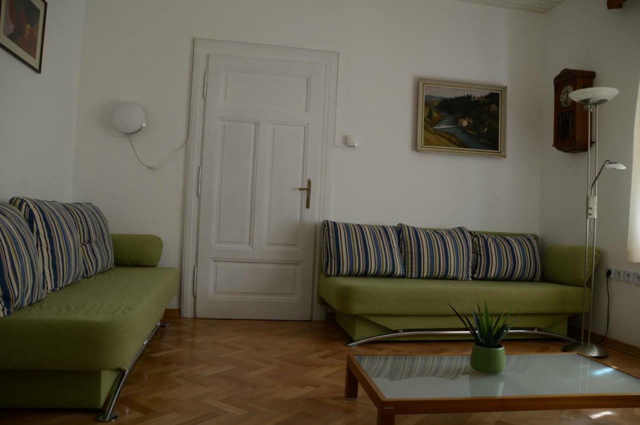 Flower Valley Apartment *